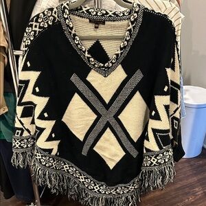 Baciano by Bacci Black and Cream Geometric Sweater